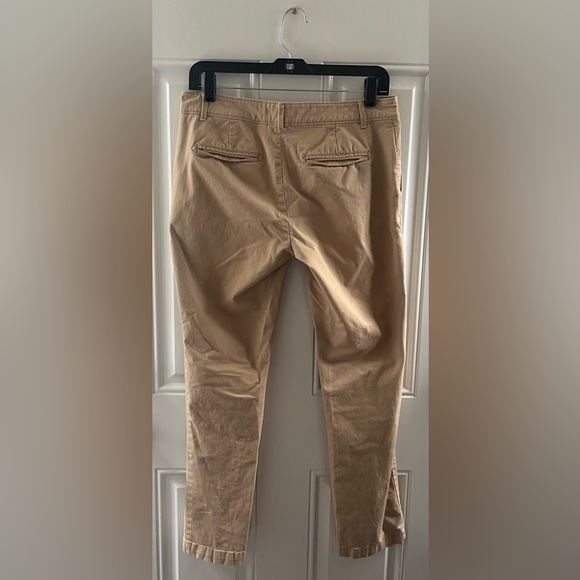 Banana Republic Khaki Jeans Size 4 - Picture 4 of 11